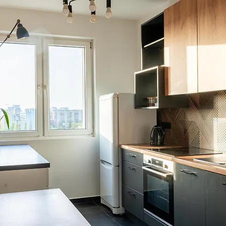 Pulaskiego 9 Self Check-in